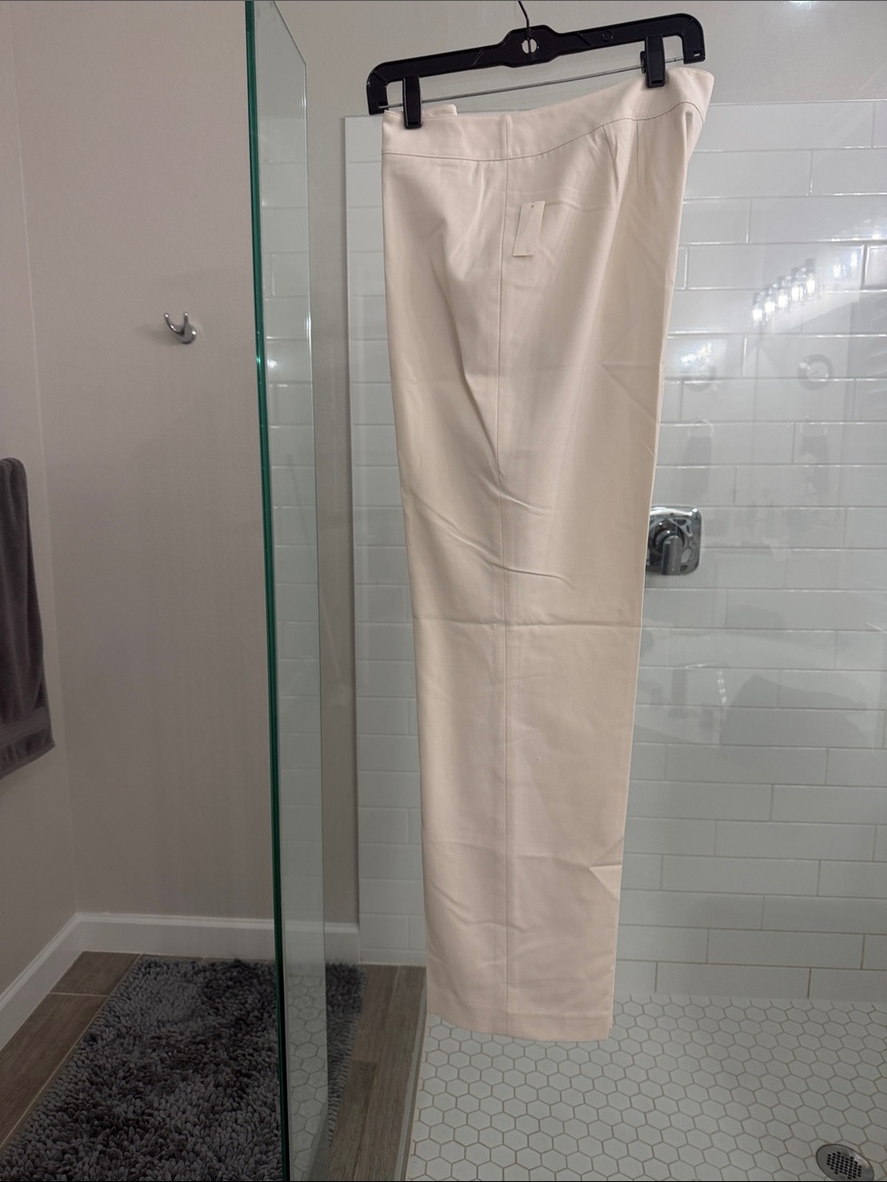 Women’s Classic Straight-Leg Dress Pants in Cream
